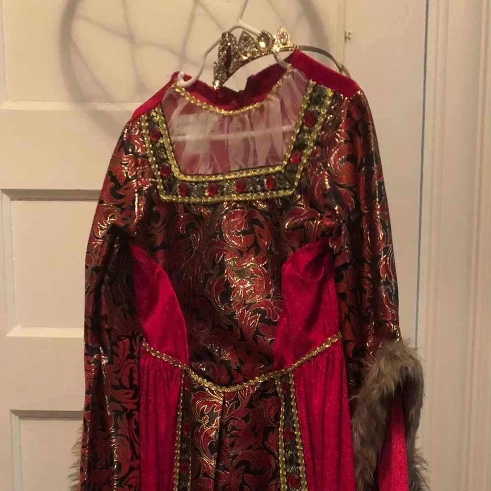 Chasing Fireflies Queen Isabella Red, Faux-Fur lined Dress Costume + Crown